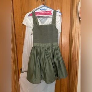 Alice + Olivia size 4 sage Green Party hoco wedding guest dress mini